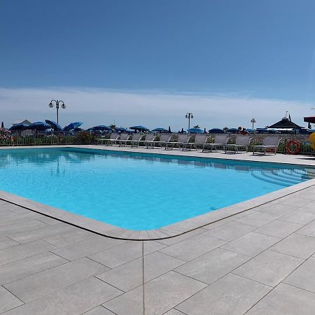 Residence Apollo - Home Immobiliare Jesolo Exteriör bild